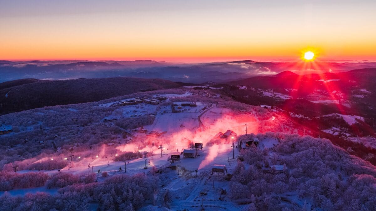 Beech Mountain Ski Rental Delivery - Black Tie Skis